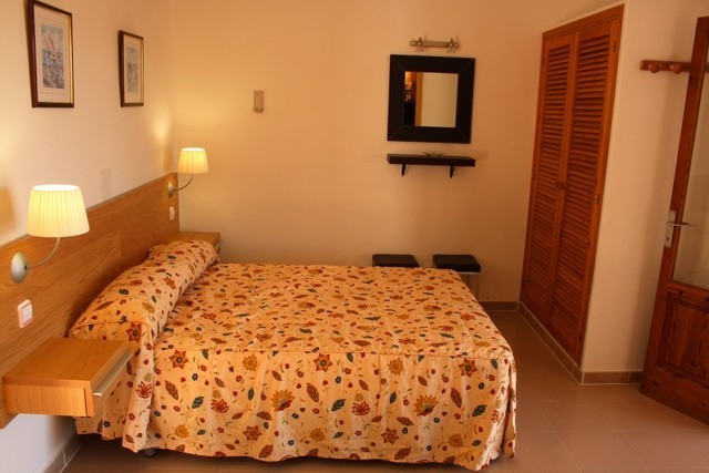 Hotel Bungalows Es Pins