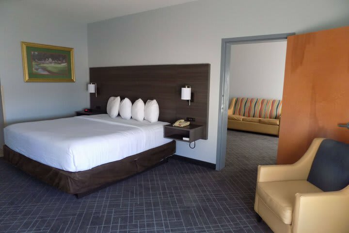 Hotel Baymont Inn & Suites/riverwatch