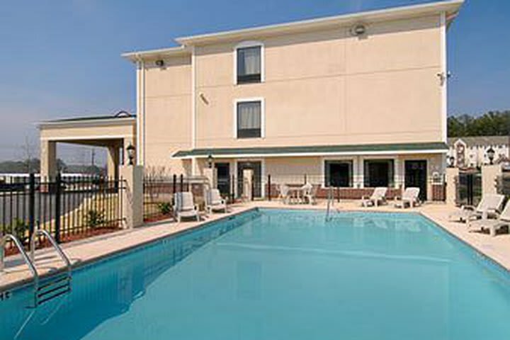 Hotel Baymont Inn & Suites/riverwatch