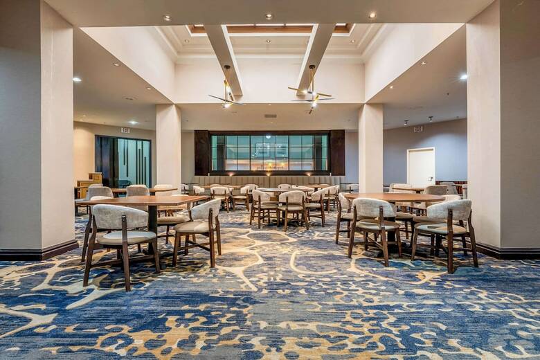 Hotel Doubletree By Hilton South Charlotte Tyvola