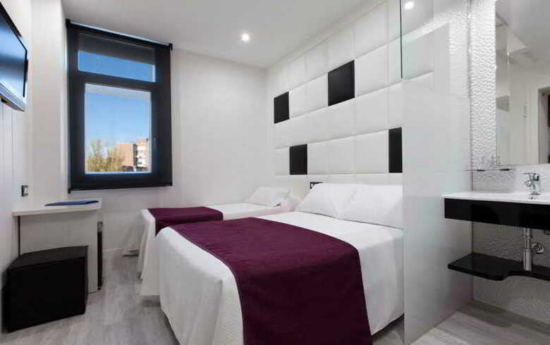 Hotel Avenida De Espa�a