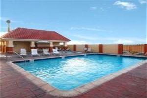 Hotel Comfort Suites