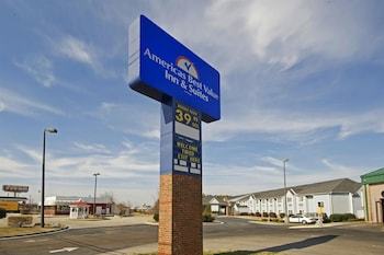 Hotel America�s Best Value Inn & Suites