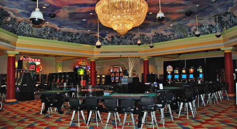 Hotel Curacao Marriott Beach Resort & Emerald Casino