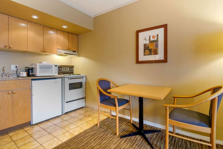Hotel Comfort Inn & Suites N. Vancouver