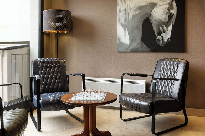 Hotel Campanile Fouquieres Les Bethune(.)