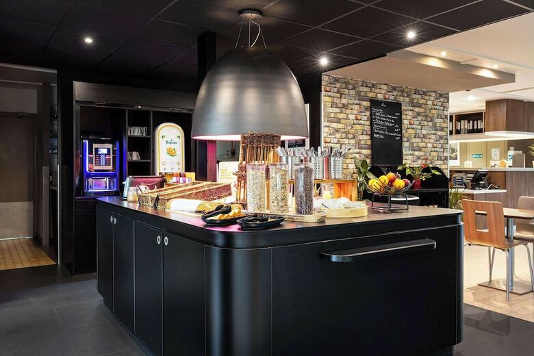 Hotel Campanile Fouquieres Les Bethune(.)