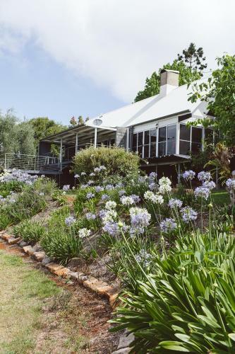 The Retreat Tamborine Mountain