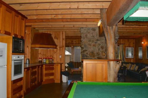 Snowdrop Lodge