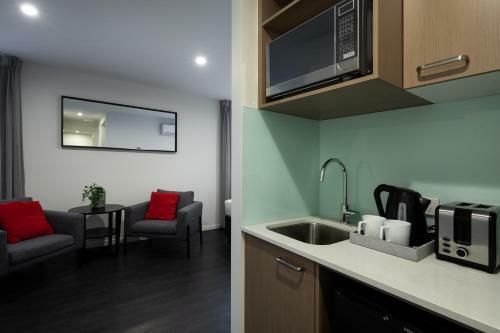 Motel Ascot Budget Inn & Apartments