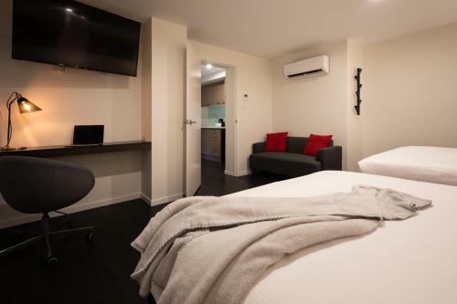 Motel Ascot Budget Inn & Apartments