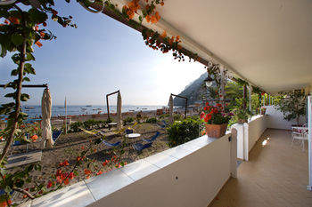Residencia La Caravella On Positanos Beach