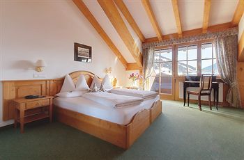 Sporthotel Tyrol & Wellness
