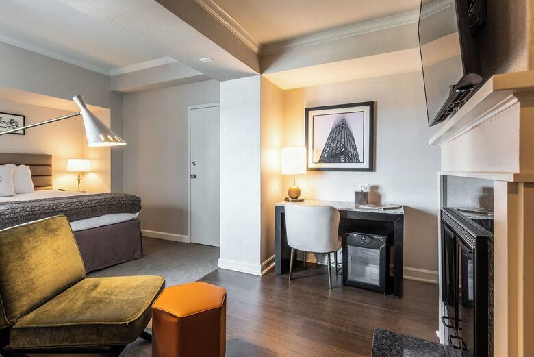 Hotel Indigo Chicago Gold Coast