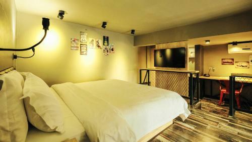 Viz Culture & Arts Apartment