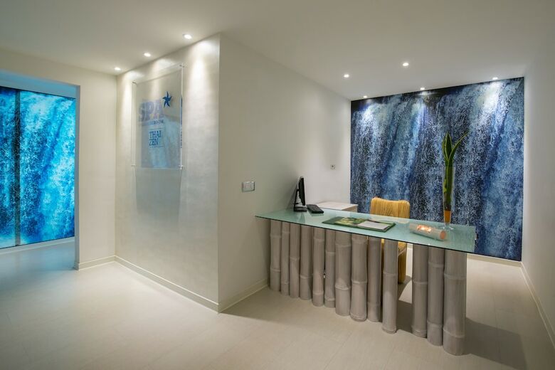 Hotel Iberostar Waves Cristina