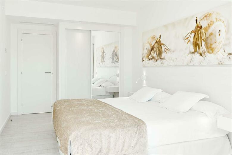 Hotel Iberostar Waves Cristina