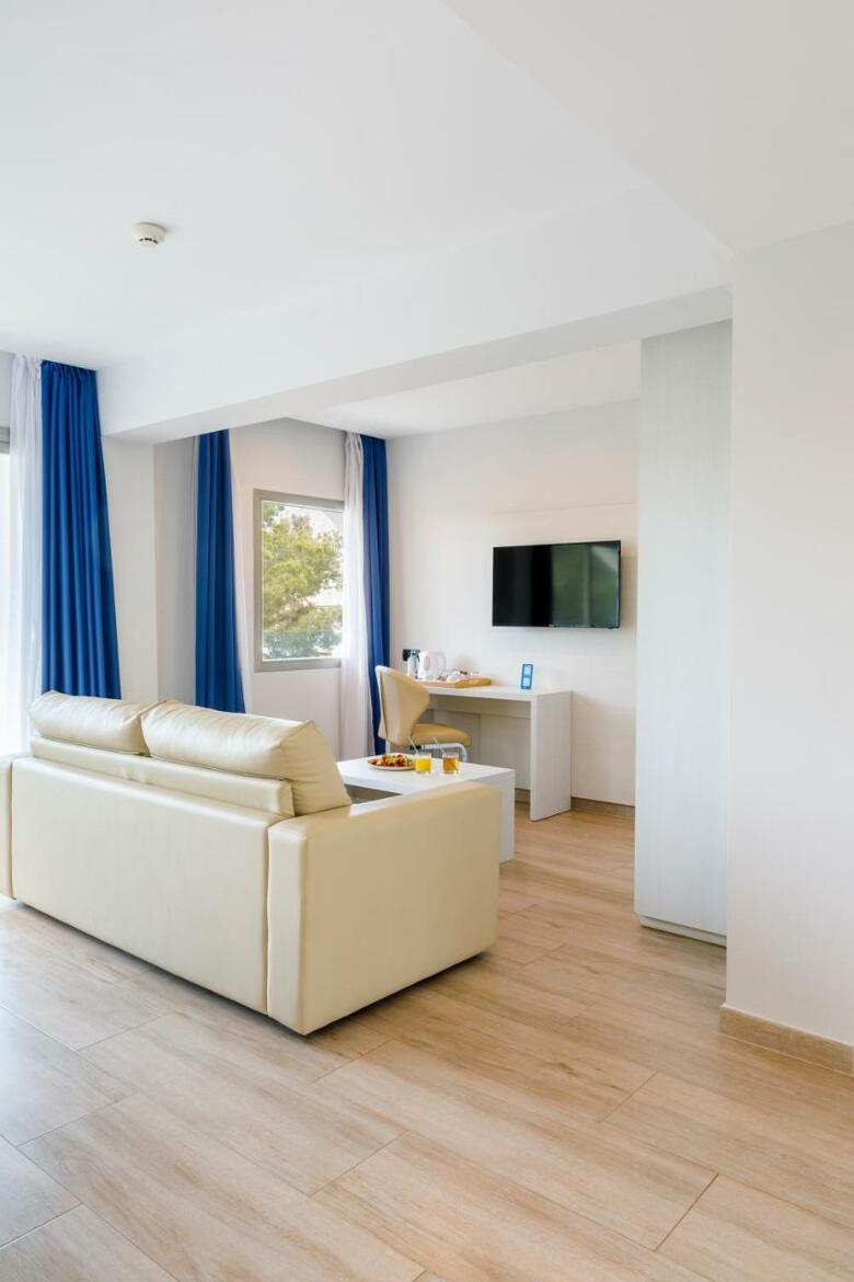 Mar Hotels Alcanada