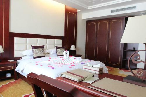 Dunhuang Hua Xia International Hotel