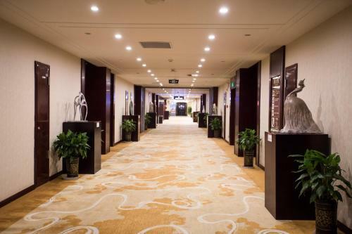 Dunhuang Hua Xia International Hotel