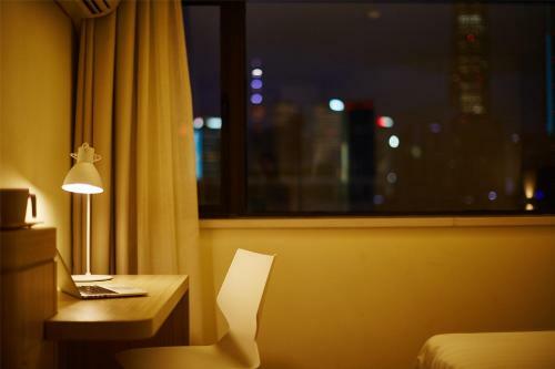 Hotel Hanting Express Shanghai Guangzhong Road