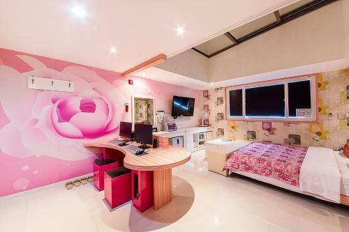 Motel J Boutique Hotel [mg Stay]