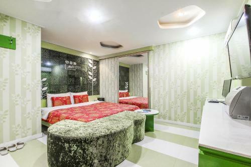 Motel J Boutique Hotel [mg Stay]