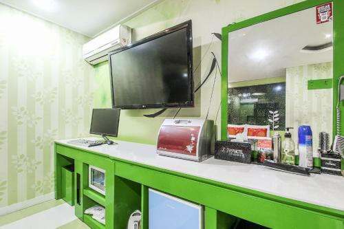 Motel J Boutique Hotel [mg Stay]