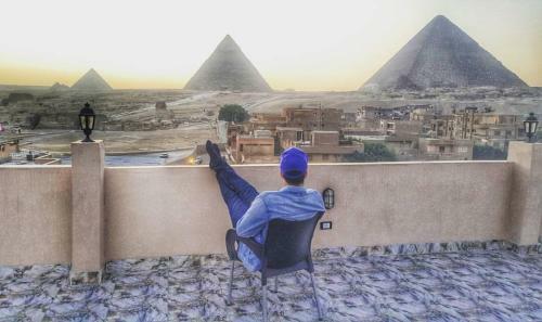 Albergue Mena Inn Pyramids