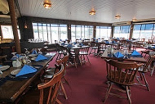 Hotel Tugboat Inn