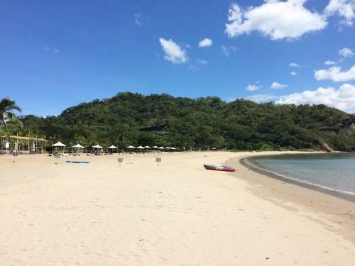 Apartamentos Beach Condos At Mt.pico De Loro Beach