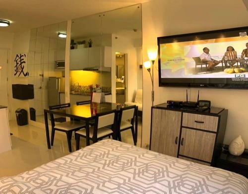 Apartamentos Avida Condo Near Naia