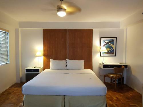The Clipper Hotel