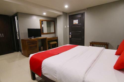Artina Suites Hotel
