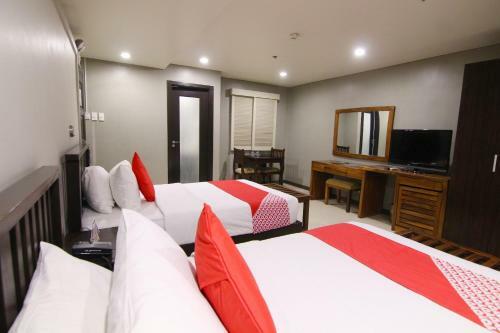Artina Suites Hotel