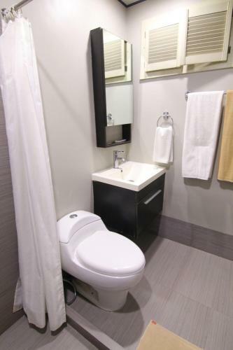 Artina Suites Hotel
