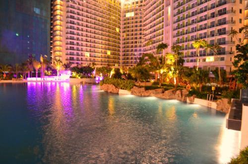 Hotel Azure Paris Hilton Beach Club