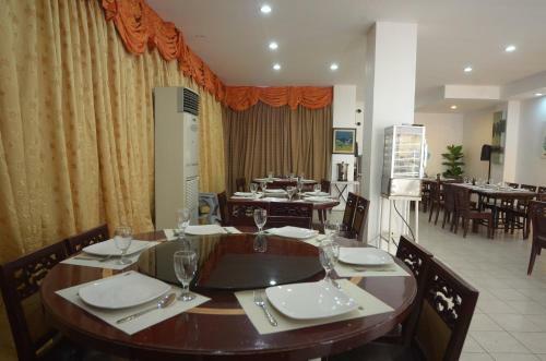 Hotel Reyna's The Haven & Gardens