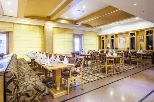 Hotel Clarion Bella Casa At Airport