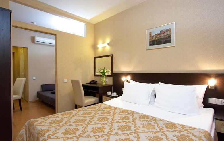 Nevsky Breeze Hotel