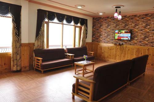 Hotel King's Land