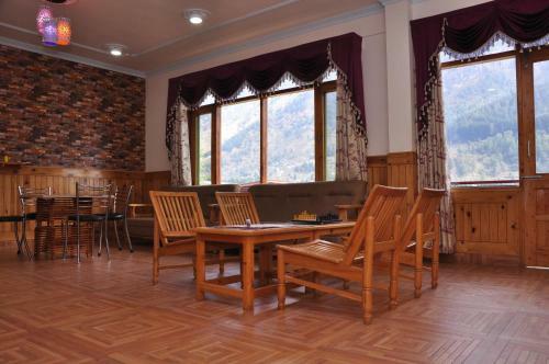 Hotel King's Land