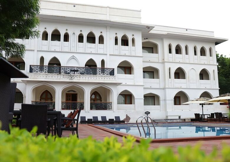 Hotel Maharaja Ganga Mahal