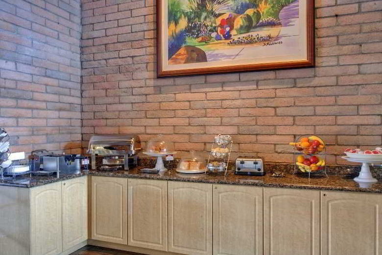 Hotel Comfort Suites At Sabino Canyon