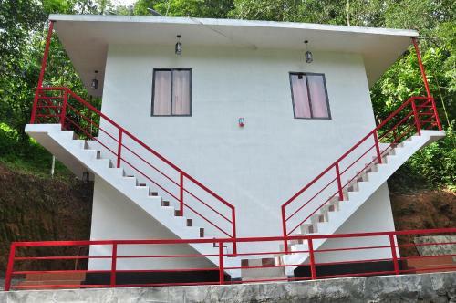 Sunleo Spice Villas & Homestay