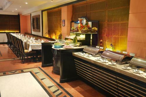 Fariyas Hotel Mumbai