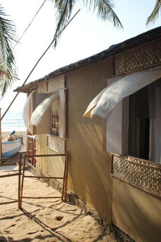 Hotel Corvo Rindo Resort & Restaurant