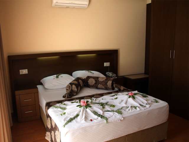 Pine Valley Hotel