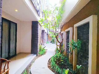 Hotel Zen Premium Dewi Saraswati Seminyak