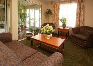 Hotel Comfort Suites - Downtown